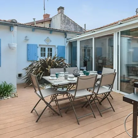 Semesterbostad Maison Des Illustres - Welkeys La Rochelle (Charente-Maritime)